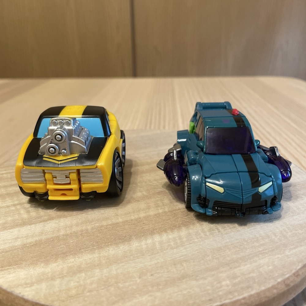 Transformers Lot 2 Bumblebee Rescue Bots Flip Racers + Takara Tomy Waspinator - Picture 3 of 7